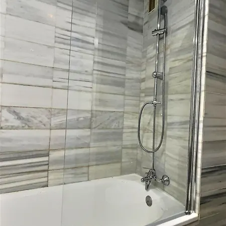 Harbour Heaven 2 Bed, 2 Bath Steps From Puerto Banus Marina And