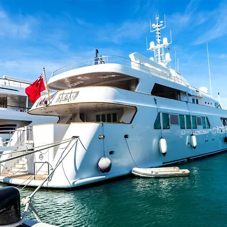Harbour Heaven 2 Bed, 2 Bath Steps From Puerto Banus Marina And Lägenhet *