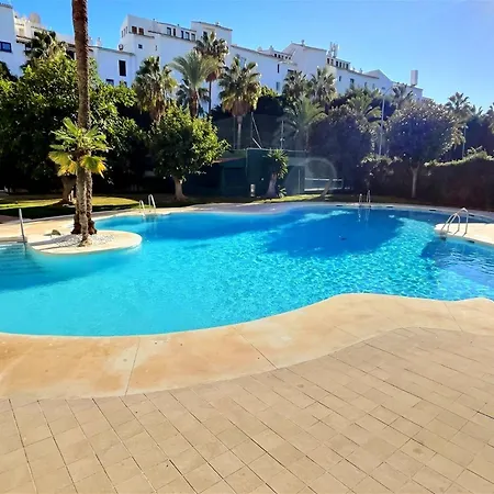 Harbour Heaven 2 Bed, 2 Bath Steps From Puerto Banus Marina And Lägenhet *