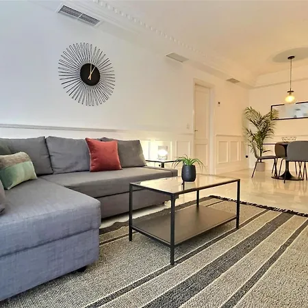 Harbour Heaven 2 Bed, 2 Bath Steps From Puerto Banus Marina And Lägenhet *